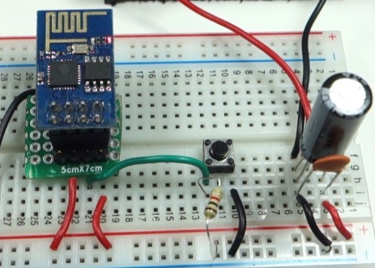 final-circuit-breadboard-esp-01.jpg